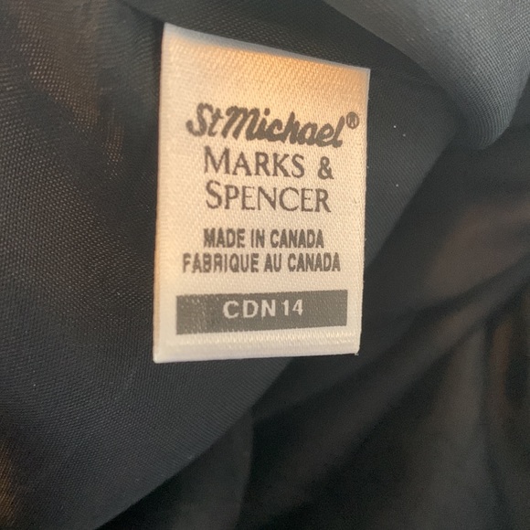 LBD - Picture 3 of 3